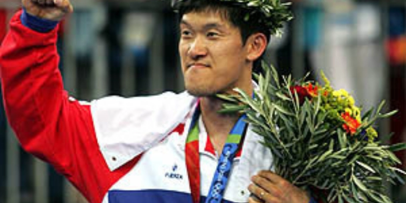 Tay Vợt Shon Seung Mo